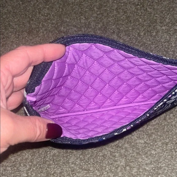 Vera Bradley Mimosa Medallion Blue and Purple Quilted Pouch - Picture 5 of 5